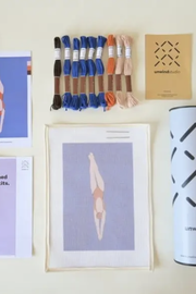UNWIND DIVER NEEDLEPOINT KIT