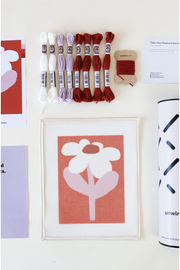 UNWIND SUNNY SUNDAY NEEDLEPOINT KIT